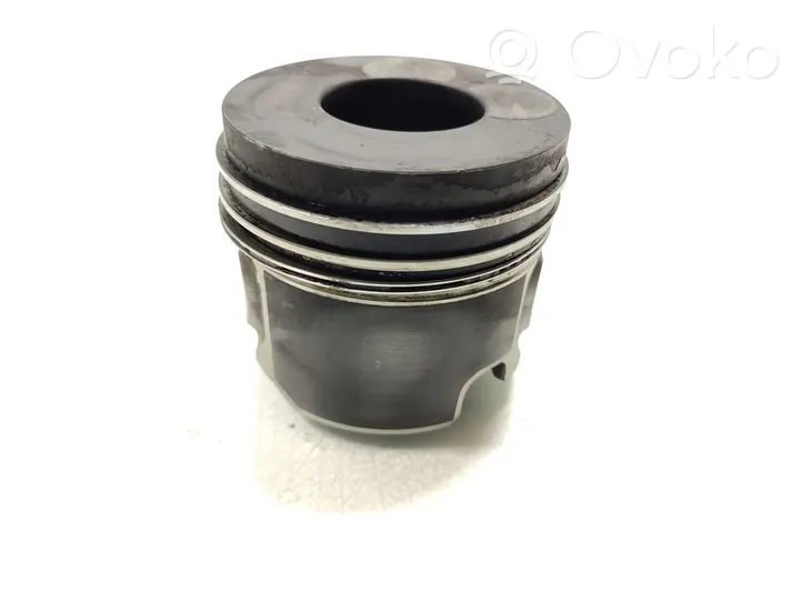 Mitsubishi Outlander Piston 