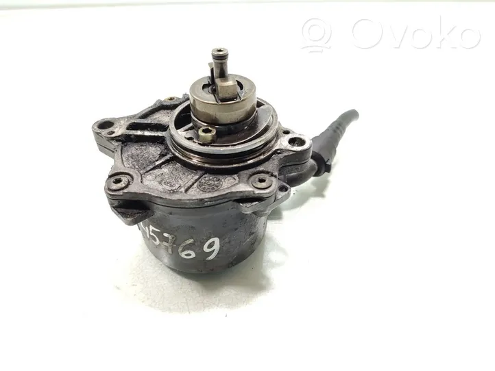 Mercedes-Benz S W220 Alipainepumppu A6122300065