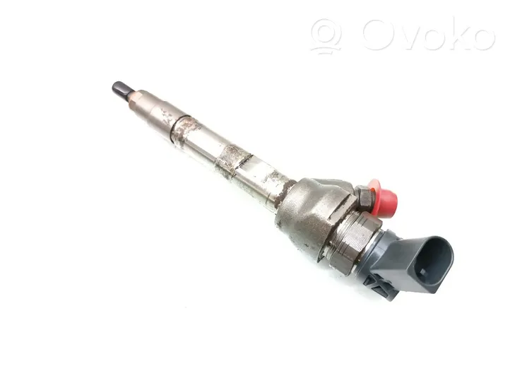 Toyota Avensis T270 Injecteur de carburant 8515060