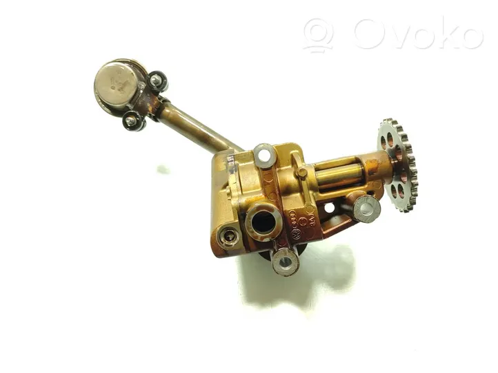 Volkswagen Jetta V Oil pump 07K115105G