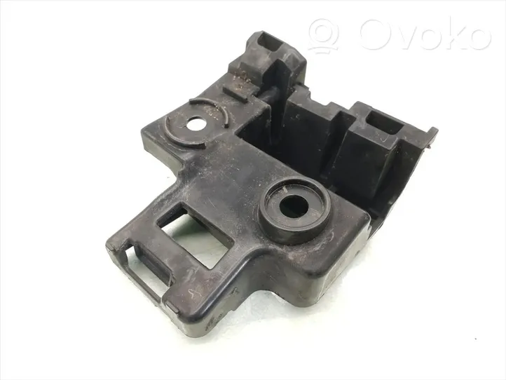 Volkswagen Golf VI Staffa angolare del supporto di montaggio del paraurti 5K6807393A