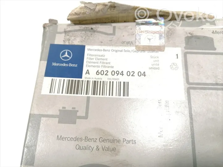 Mercedes-Benz C W202 Boîtier filtre à air A6020940204