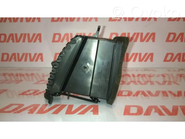 Nissan Navara Copertura griglia di ventilazione laterale cruscotto 68750EB30