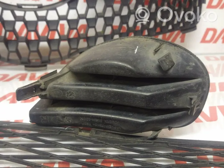 Toyota Yaris Kratka dolna zderzaka przedniego 53112-0D050