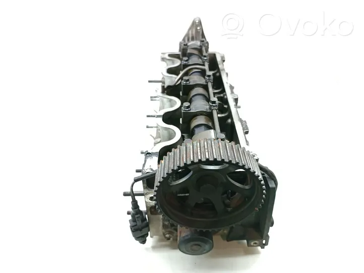 Opel Astra H Engine head 55207460