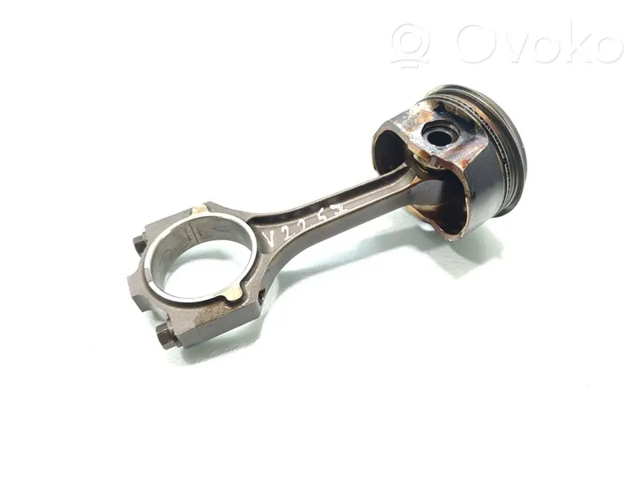 Jaguar X-Type Piston with connecting rod 