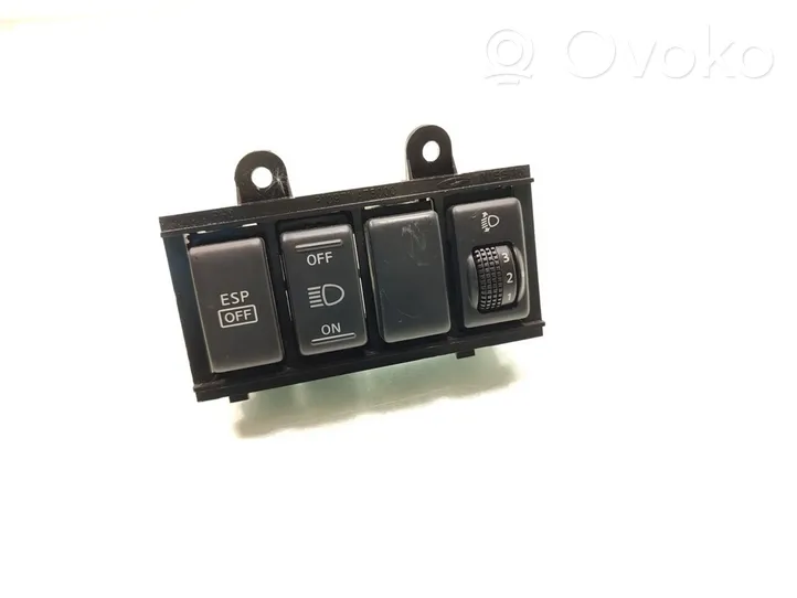 Nissan X-Trail T31 ESP (stability program) switch 