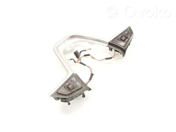 Opel Astra J Кнопки рулевого колеса 13293155