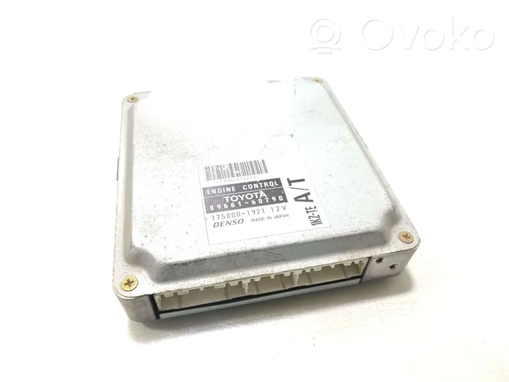 Toyota Land Cruiser (HDJ90) Sterownik / Moduł ECU 89661-60790