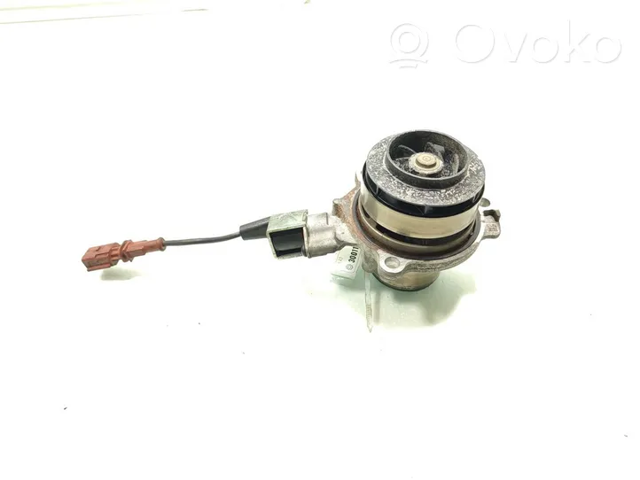 Audi A3 S3 8V Vesipumppu 04L907284