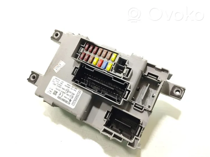 Peugeot Bipper Module de fusibles 01383881080