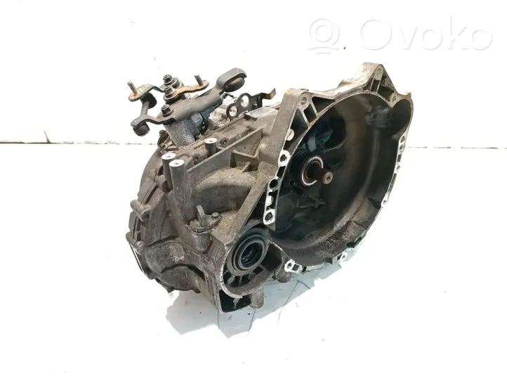 KIA Sportage Manual 6 speed gearbox SG82JB