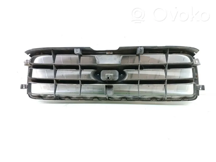 Subaru Forester SG Grille calandre supérieure de pare-chocs avant 91122SA070