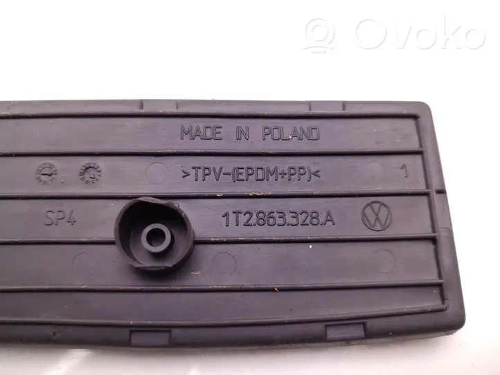 Volkswagen Touran II Tappetino antiscivolo vano portaoggetti 1T2863328A