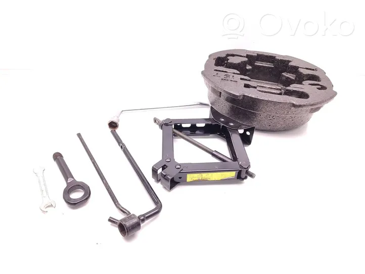 Hyundai i30 Kit d’outils 09149-A6000