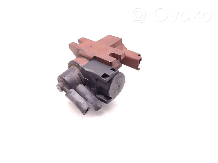 Ford Focus Valve vacuum 6G9Q-9E882-CB