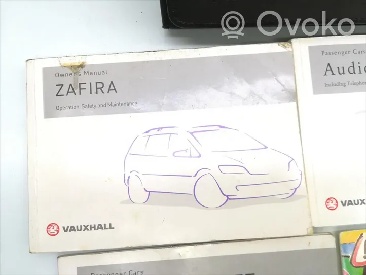 Opel Zafira A Omistajan huoltokirja 