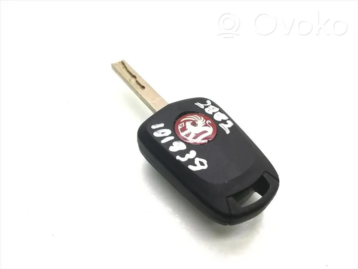 Opel Zafira B Ignition key/card 