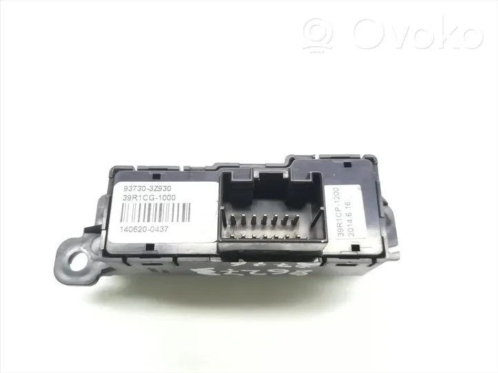 Hyundai i40 Interruptor del control de crucero 93730-3Z930