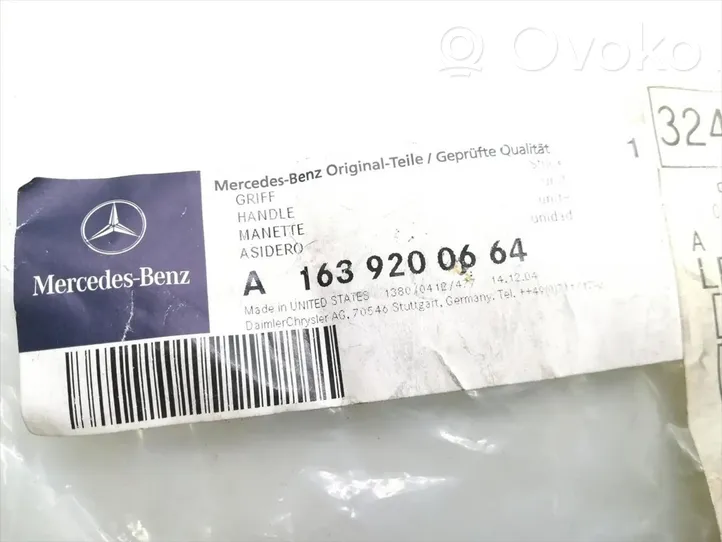 Mercedes-Benz ML W163 Sėdynės nugaros atramos atlenkimo rankenėlė A1639200664