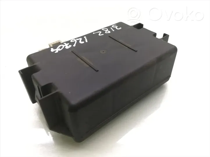 Opel Antara Central body control module 25826095