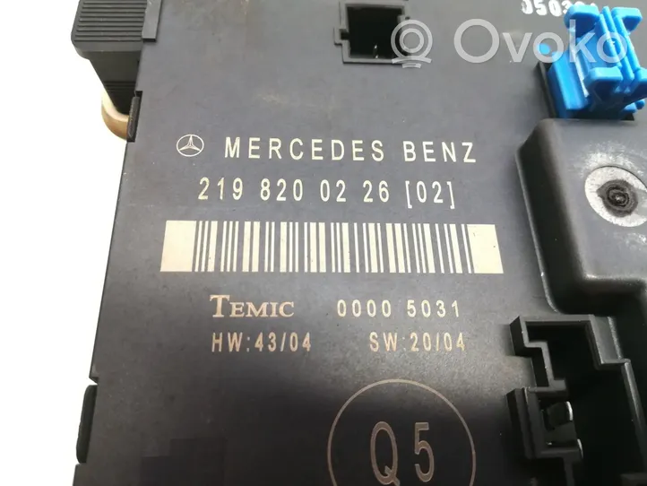 Mercedes-Benz CLS AMG C219 Oven ohjainlaite/moduuli 2198200226
