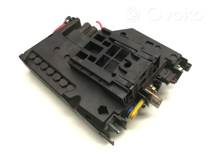 Mercedes-Benz C AMG W204 Module de fusibles A2125400581