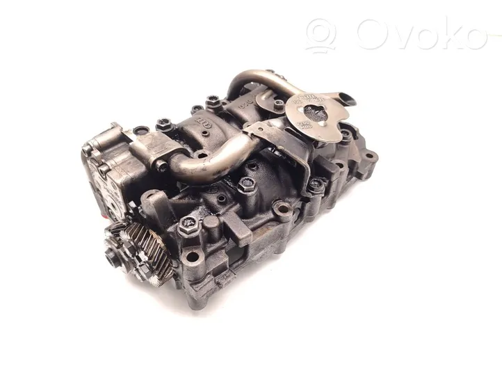 Volkswagen Tiguan Arbre d'équilibrage pompe à huile 03G115169E