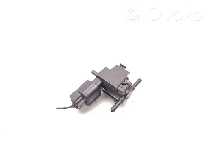 Honda CR-V Vacuum valve 101362-4890