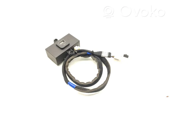 KIA Telluride Connecteur/prise USB 96125-S9300