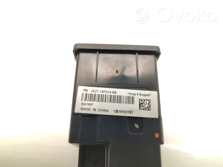 Ford Courier Connecteur/prise USB JK2T-14F014-AB