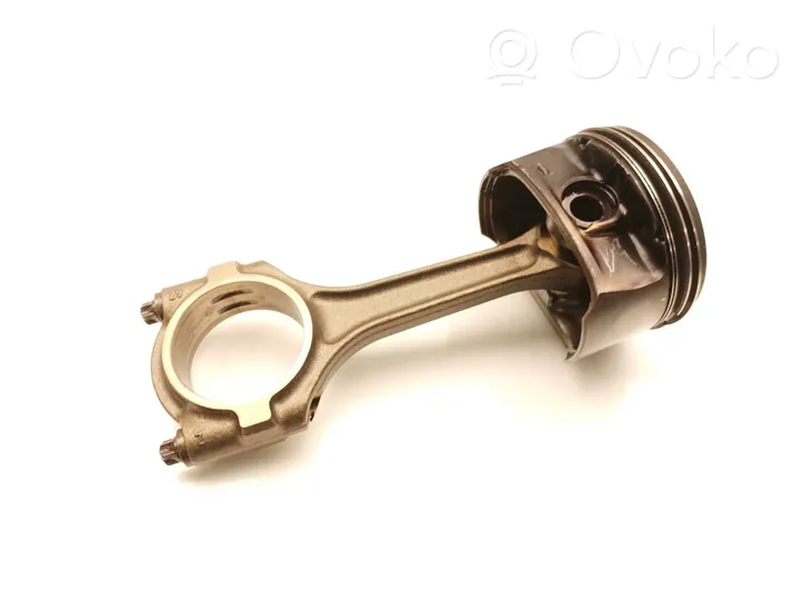 Opel Astra J Piston avec bielle A16XER