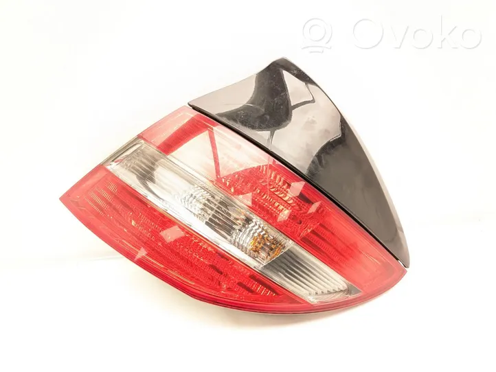 Mercedes-Benz CLK AMG A208 C208 Lampa tylna A2038205264