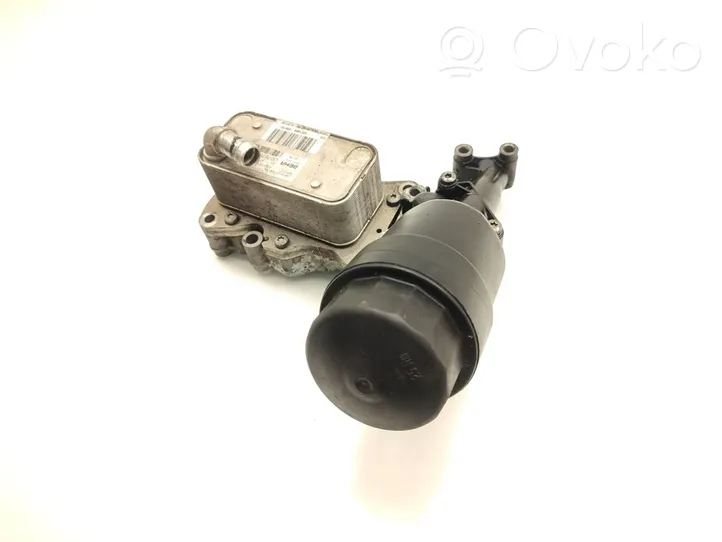 Mercedes-Benz E AMG W212 Supporto di montaggio del filtro dell’olio 70362380