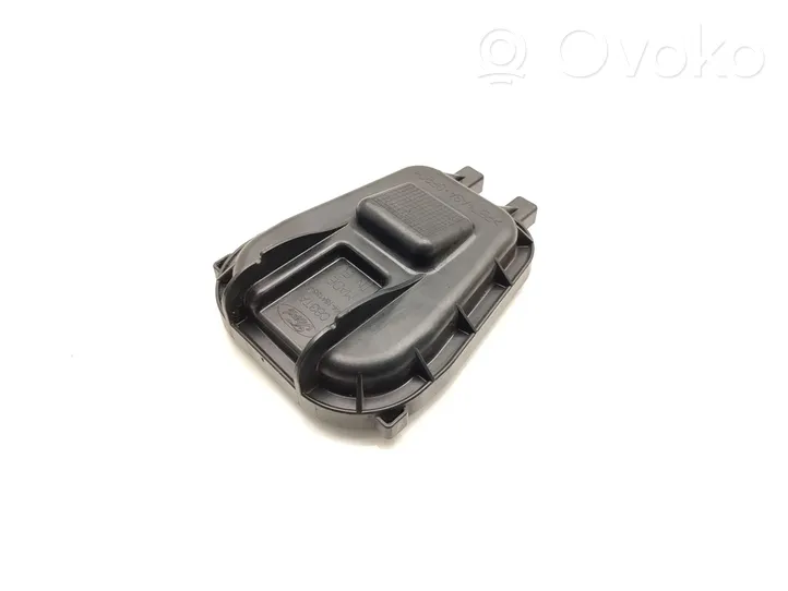 Ford Kuga II Osłona żarówki lampy przedniej CV44-13A136-AA