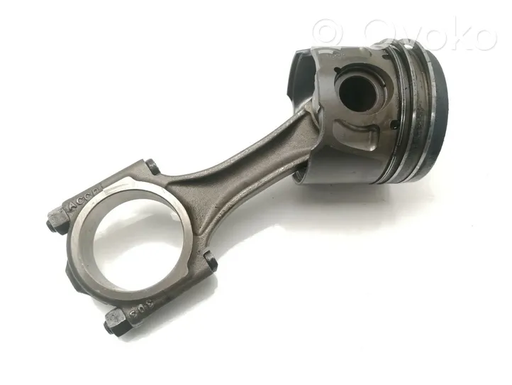 Ford Kuga I Piston avec bielle UFDA