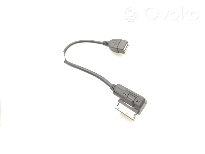 Audi A4 S4 B8 8K Connettore plug in USB 5N0035558