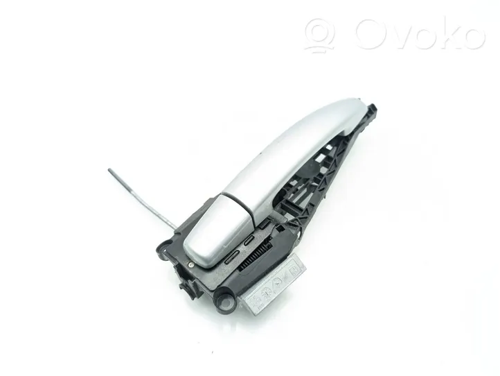 Opel Corsa E Внешняя ручка 14420201