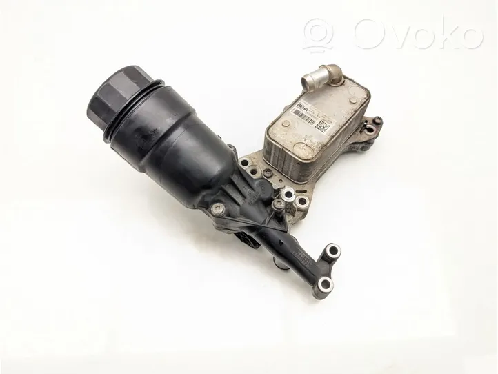 Mercedes-Benz E AMG W212 Supporto di montaggio del filtro dell’olio 70362380