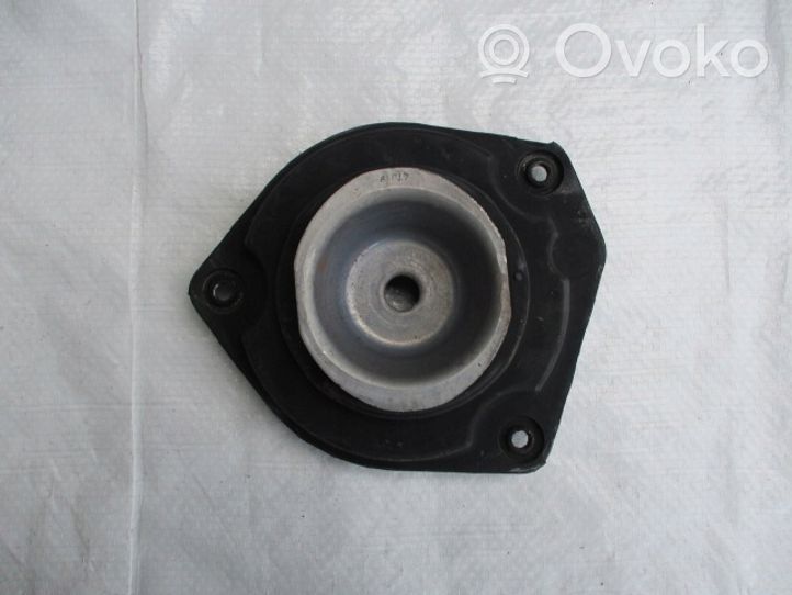 Renault Captur Mocowanie amortyzatora przedniego osi tylnej 8200591283