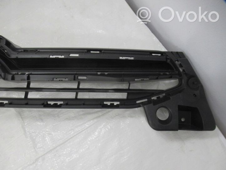 Citroen C-Elysée Grille inférieure de pare-chocs avant 9676957880