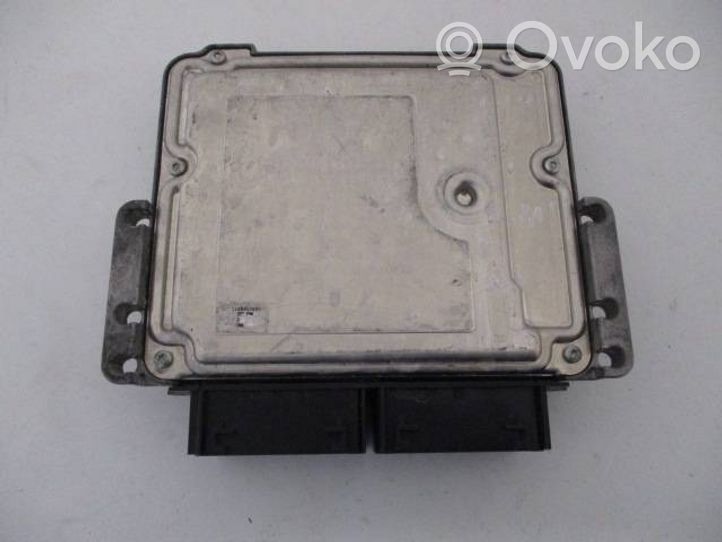 Ford Focus Calculateur moteur ECU F1F112B684ZA