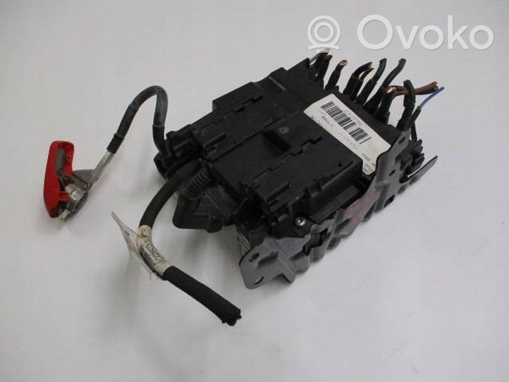 Opel Grandland X Module de contrôle de batterie 820081480