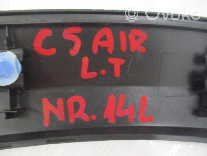 Citroen C5 Aircross Takalokasuojan koristelista 9816833677