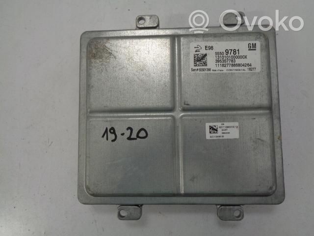 Opel Mokka X Unité de commande, module ECU de moteur 55509781 55501366