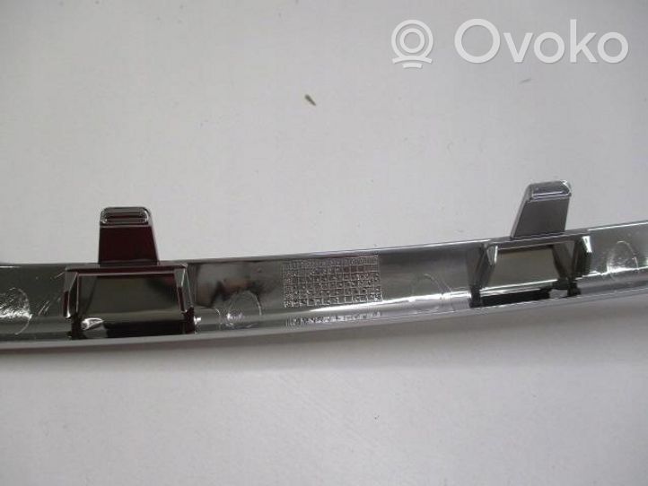 Citroen C4 II Grille calandre supérieure de pare-chocs avant 9815202180