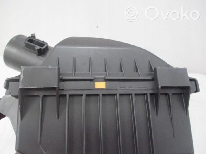 Opel Vivaro Scatola del filtro dell’aria 165006196R 93867738