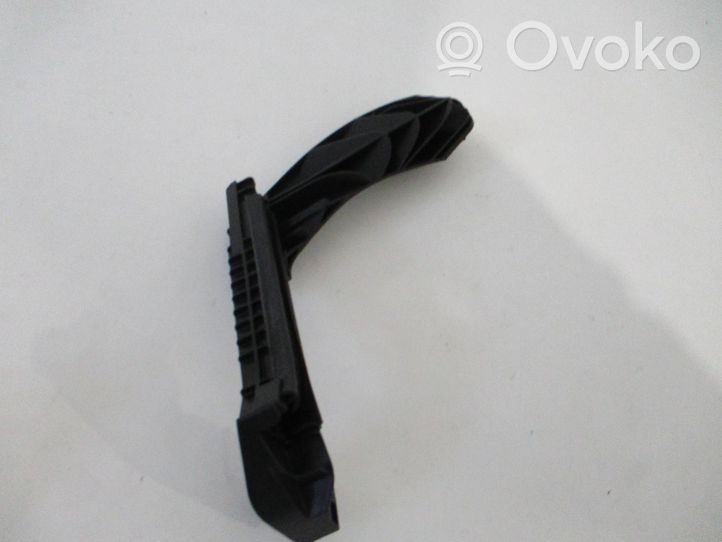 Peugeot 2008 I Rail de pare-brise de porte arrière 9673381380