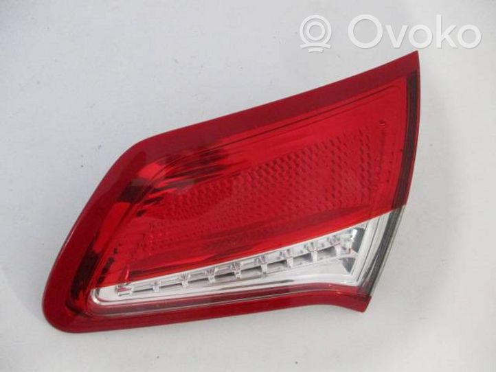 Citroen C4 II Lampy tylnej klapy bagażnika 9672155480