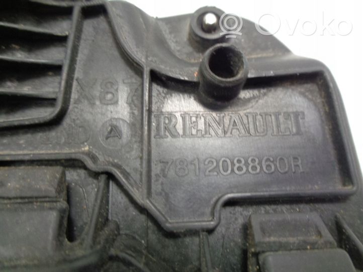 Renault Captur Klapka wlewu paliwa 